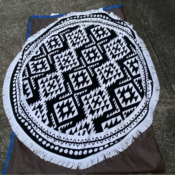 Loft by Lofton Round Beach Towel 65” Picnic Blanket Souk Print 100% Cotton - Picture 1 of 6